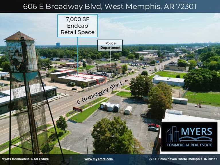 606 E Broadway Blvd., West Memphis, AR  |  7,000 SF Endcap Retail Space + 2nd floor storage available
