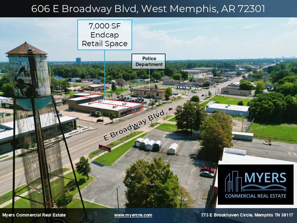 606 E Broadway Blvd., West Memphis, AR  |  7,000 SF Endcap Retail Space + 2nd floor storage available