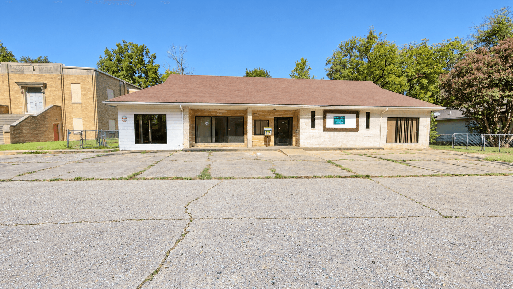 Sale: Former Daycare Building  |  206 E DAVIS ST, BLYTHEVILLE, AR 72315-2928